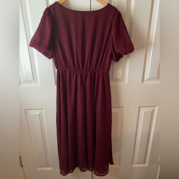JESSAKAE Highbury Burgundy Swiss Dot Chiffon V-Neck Puff Sleeve Midi Dress XL - Picture 3 of 10